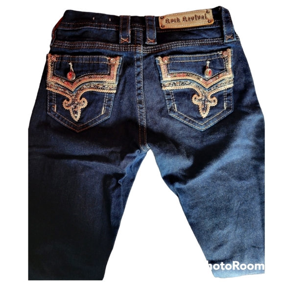 Rock Revival Jeans - Picture 2 of 10